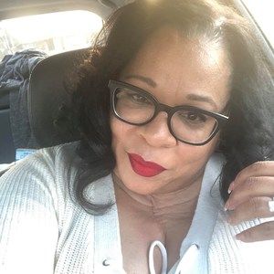 Meet your Posher, Cara